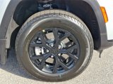 New 2025 Jeep Grand Cherokee L Laredo image 6
