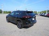 Used 2024 Nissan Rogue SV image 3