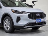 New 2025 Ford Escape Active w/ Cold Weather Package image 2