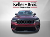Used 2024 Jeep Grand Cherokee Laredo X image 2
