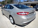Used 2015 Ford Fusion SE image 5