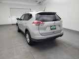 Used 2016 Nissan Rogue SV image 5