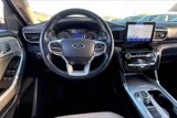 Used 2022 Ford Explorer Limited w/ Equipment Group 301A image 5