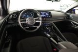 Used 2022 Hyundai Elantra SEL w/ Convenience + Premium Package image 2