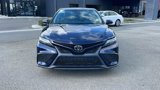 Used 2022 Toyota Camry SE image 3