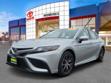 Used 2022 Toyota Camry SE image 2