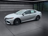 Used 2022 Toyota Camry SE image 4
