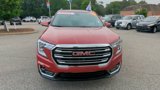 Used 2024 GMC Terrain SLT w/ Infotainment Package II image 3