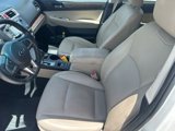 Used 2017 Subaru Outback 2.5i Limited image 5