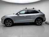 Used 2024 Porsche Macan image 2