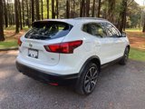 Used 2018 Nissan Rogue Sport SL w/ SL Premium Package image 3