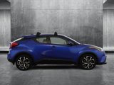 Used 2018 Toyota C-HR XLE image 4