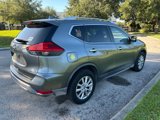 Used 2017 Nissan Rogue SV image 5