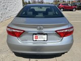 Certified 2017 Toyota Camry SE image 3
