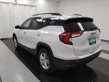 Used 2023 GMC Terrain SLE w/ Driver Convenience Package image 6
