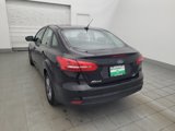 Used 2018 Ford Focus SE w/ SE Appearance Package image 5