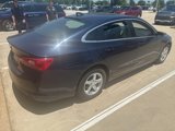 Used 2018 Chevrolet Malibu LS image 2