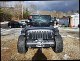 Used 2018 Jeep Wrangler Unlimited Sahara image 2