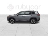 Used 2023 Nissan Rogue SV image 2