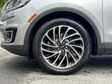 Used 2020 Lincoln Nautilus Reserve w/ Equipment Group 201A image 5