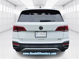 Used 2022 Volkswagen Taos SE image 3