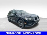 Used 2020 Volkswagen Tiguan SE w/ Panoramic Sunroof Package image 3