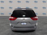Used 2017 Toyota Sienna XLE image 4