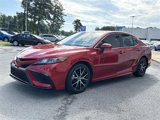 Used 2022 Toyota Camry SE image 2