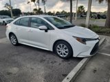 Used 2023 Toyota Corolla LE image 3