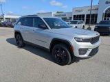 New 2025 Jeep Grand Cherokee Altitude image 2