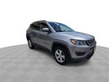 Used 2018 Jeep Compass Latitude w/ Cold Weather Group image 2