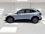 Used 2022 Ford Escape Titanium image 2