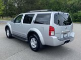 Used 2005 Nissan Pathfinder LE w/ (U01) LE Navigation Pkg image 4