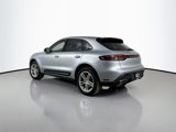 Certified 2024 Porsche Macan image 3