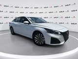 Used 2023 Nissan Altima 2.5 SV image 1