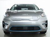 Used 2022 Kia Niro EX image 5