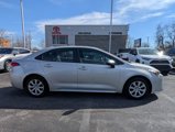 Used 2022 Toyota Corolla LE image 3