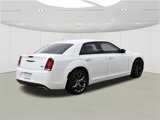 Used 2022 Chrysler 300 Touring w/ Sport Appearance Package image 4