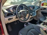 Used 2020 Chrysler Pacifica Touring-L image 3