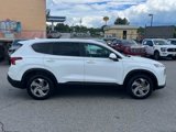 Used 2022 Hyundai Santa Fe SE image 2