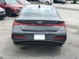 Used 2024 Hyundai Elantra SE image 5
