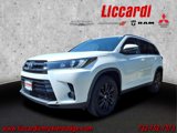 Used 2019 Toyota Highlander SE image 4