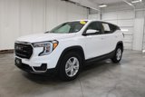 Used 2024 GMC Terrain SLE image 4