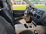 Used 2016 Dodge Grand Caravan SXT image 4
