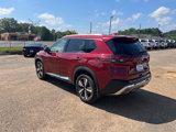 Used 2021 Nissan Rogue Platinum image 3