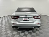 Used 2022 Nissan Maxima SV image 4
