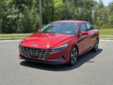 Used 2022 Hyundai Elantra Limited w/ Cargo Package image 3