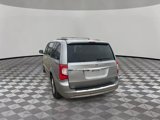Used 2013 Chrysler Town & Country Touring-L w/ Driver Convenience Group image 3