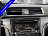 Used 2014 Volkswagen Passat 2.5 S image 3