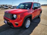 Used 2023 Jeep Renegade Latitude image 3